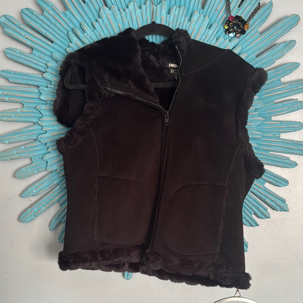 DKNY Black Sleeveless faux fur lining Jacket